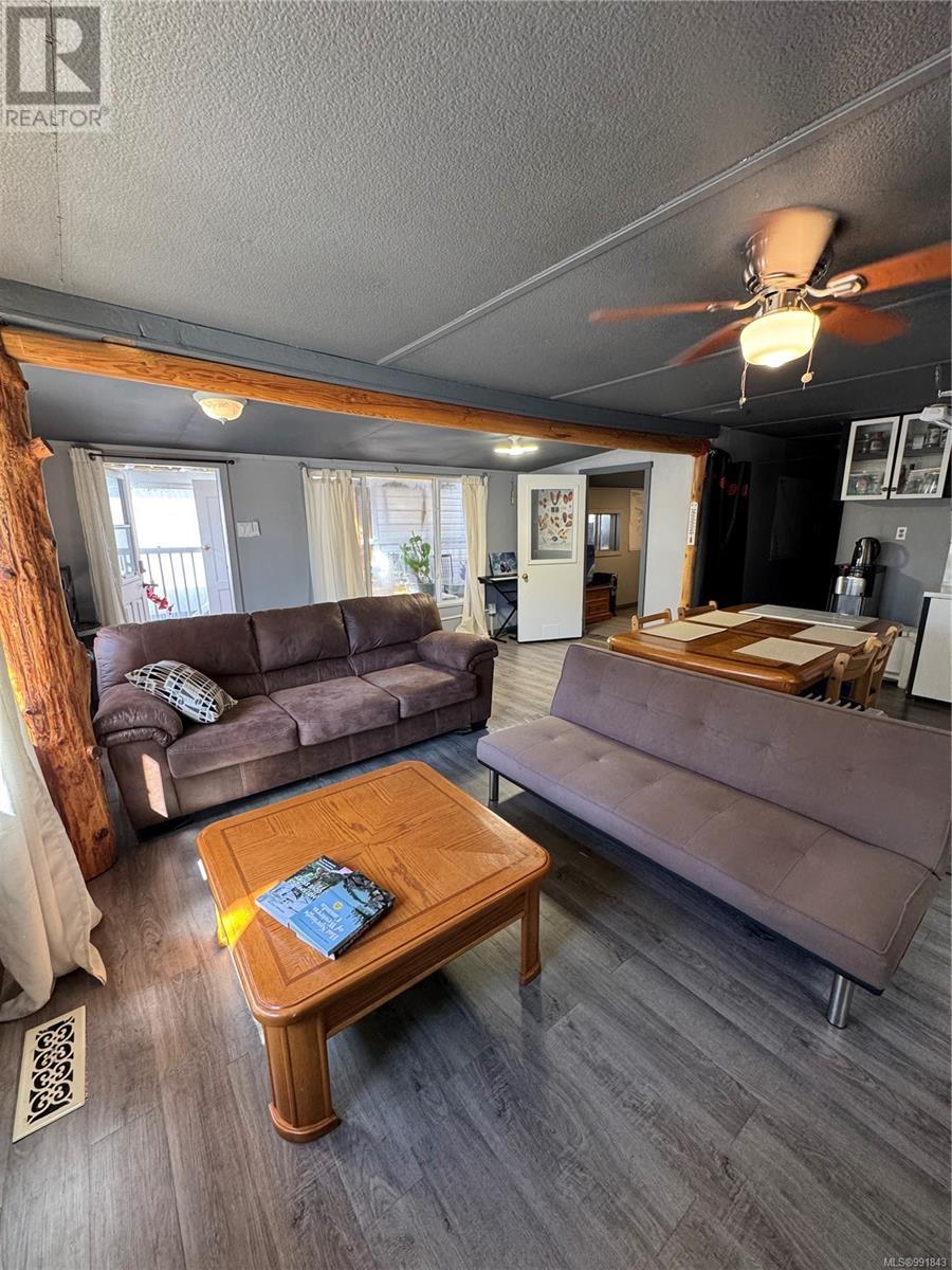 Photo 7 of 204 380 Martindale Rd, Parksville BC