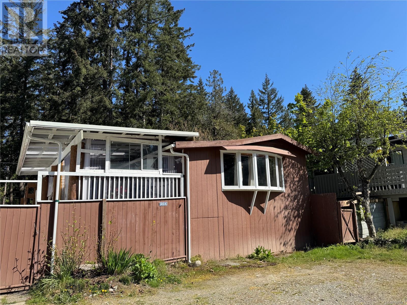 204 380 Martindale Rd, Parksville real estate listing for sale