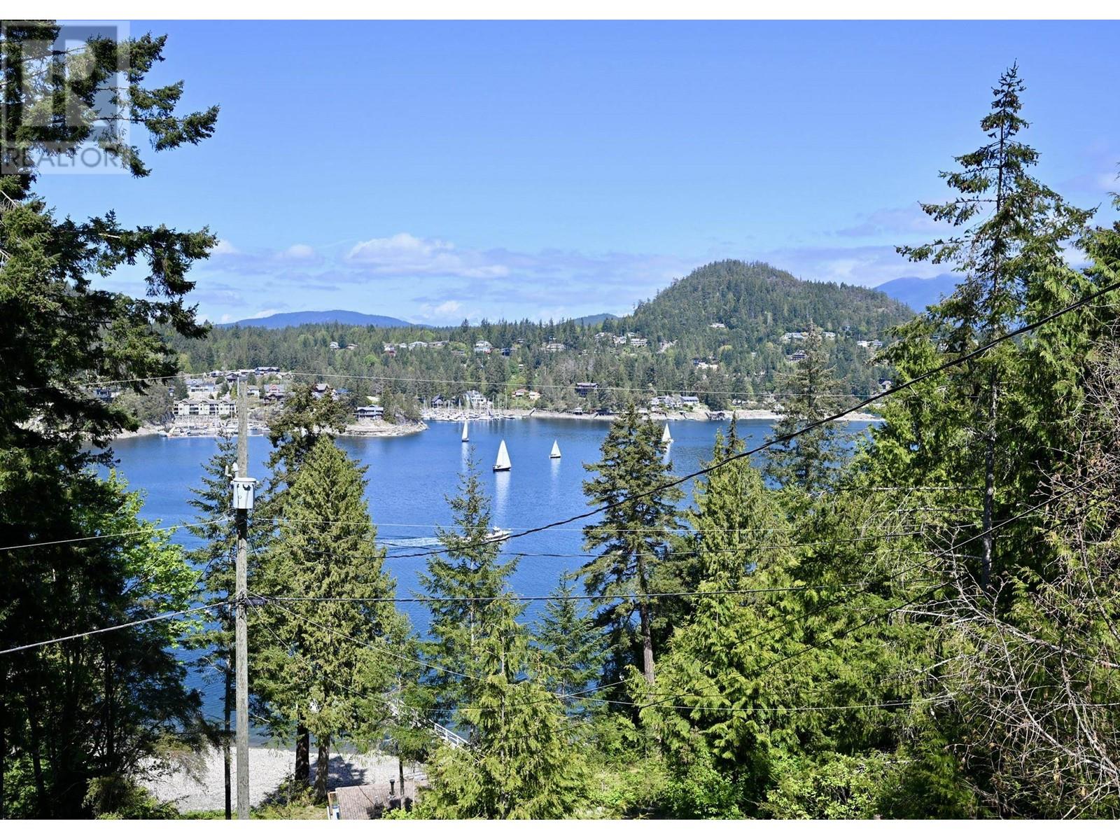 4184 FRANCIS PENINSULA ROAD, Pender Harbour