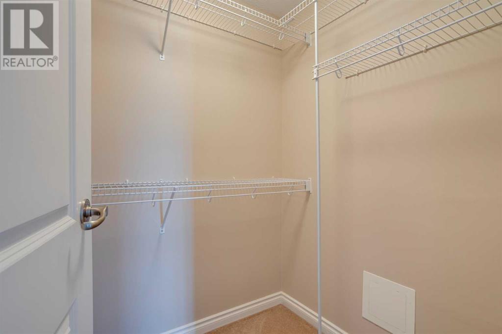 Single Family House for Sale in    Avenue SW Palliser Calgary 