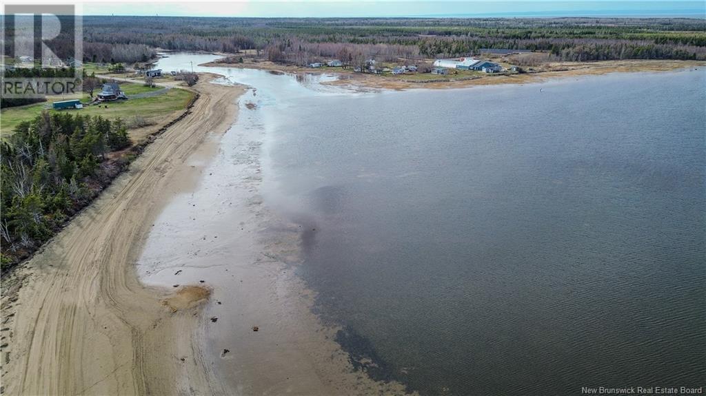 Photo 2 of 3669 Morais, Bascaraquet NB