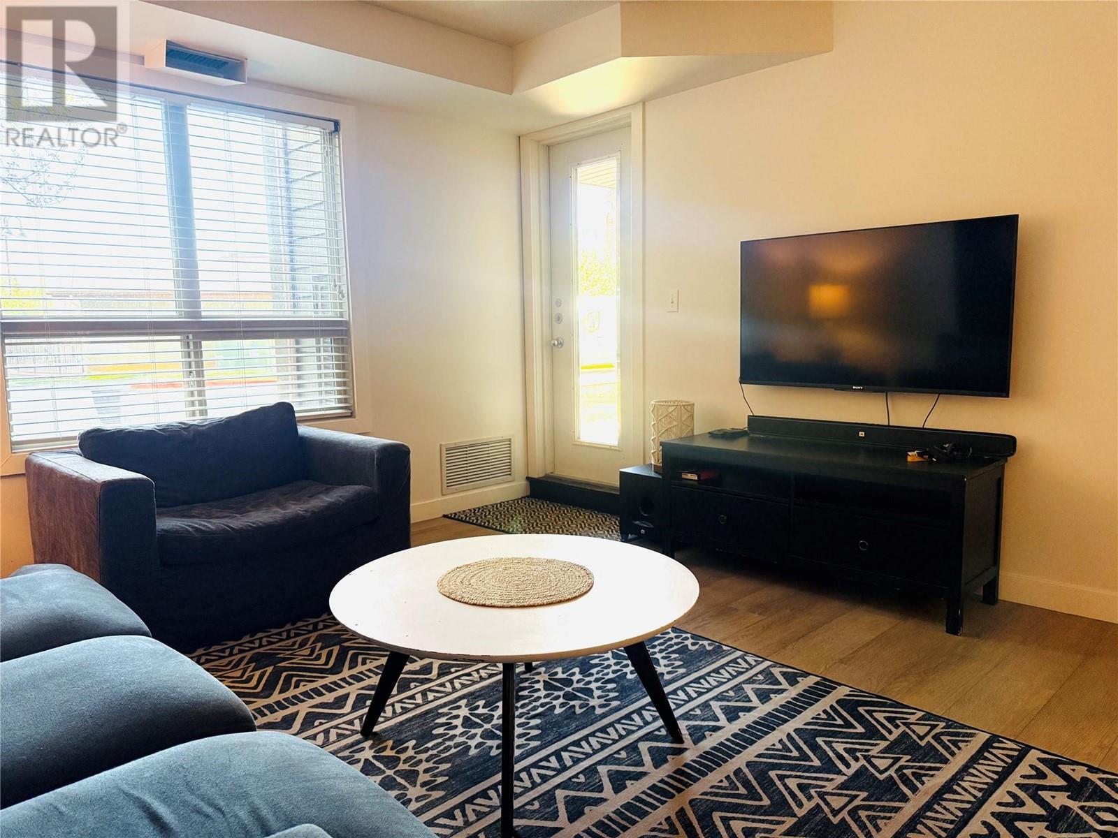 205 Third Avenue Unit# 2102, Invermere