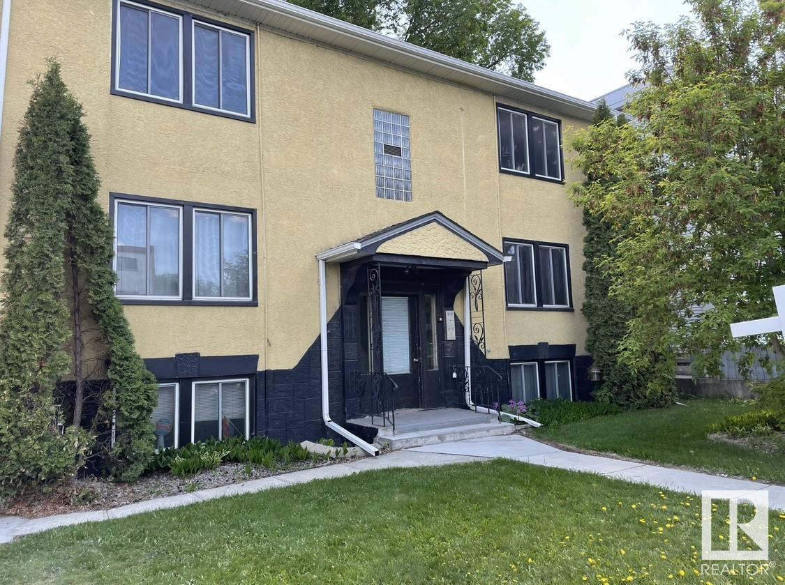 Photo 2 of 4 9835 82 Av Nw, Edmonton AB