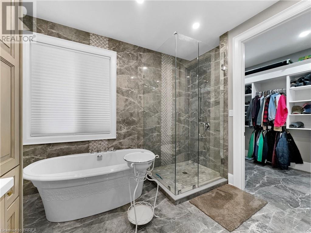 Photo 18 of 18 Harper Boulevard, Brantford ON