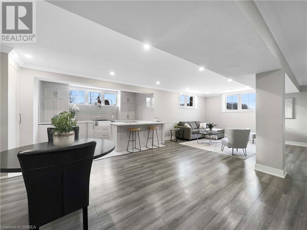 Photo 28 of 18 Harper Boulevard, Brantford ON
