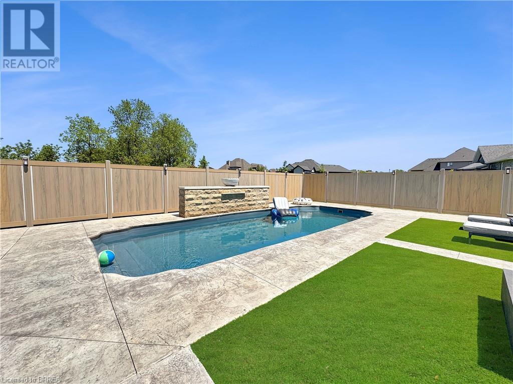 Photo 44 of 18 Harper Boulevard, Brantford ON