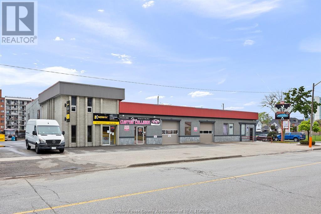 Photo 17 of 857 Howard Avenue, Windsor ON