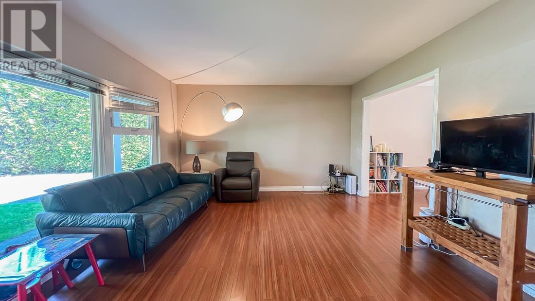 Photo 5 of 5334 Upland Drive, Delta BC