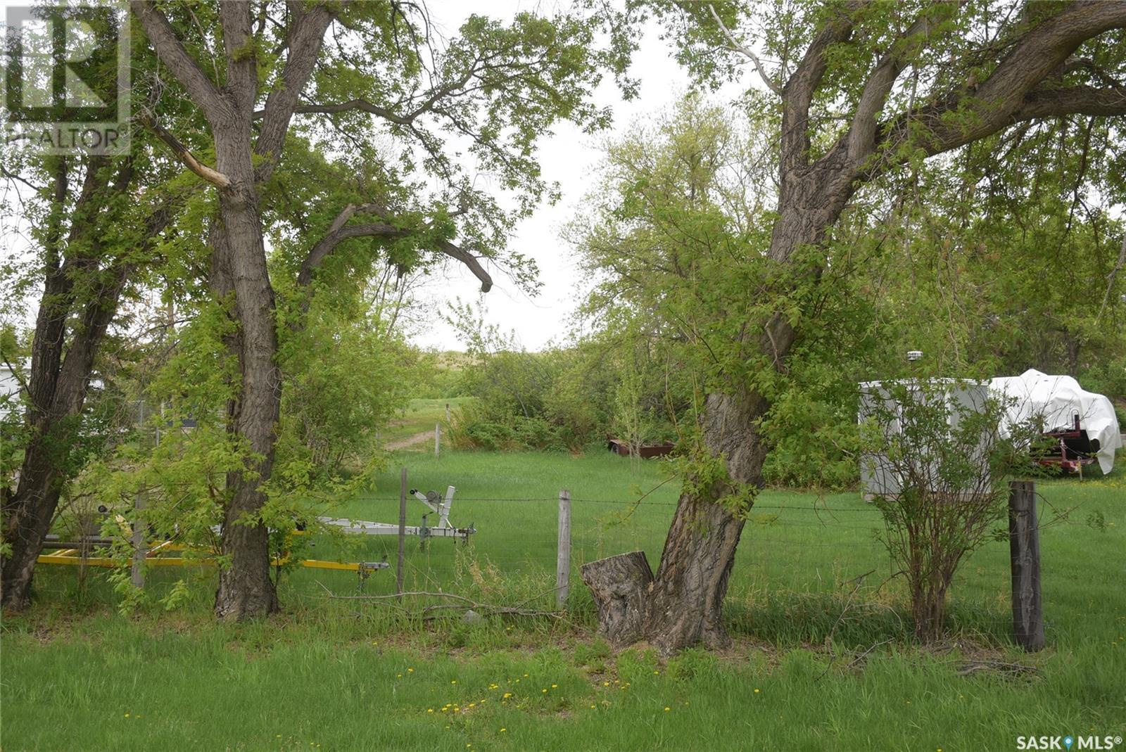 Photo 1 of 47 Taylor Street, North Quappelle Rm No 187 SK