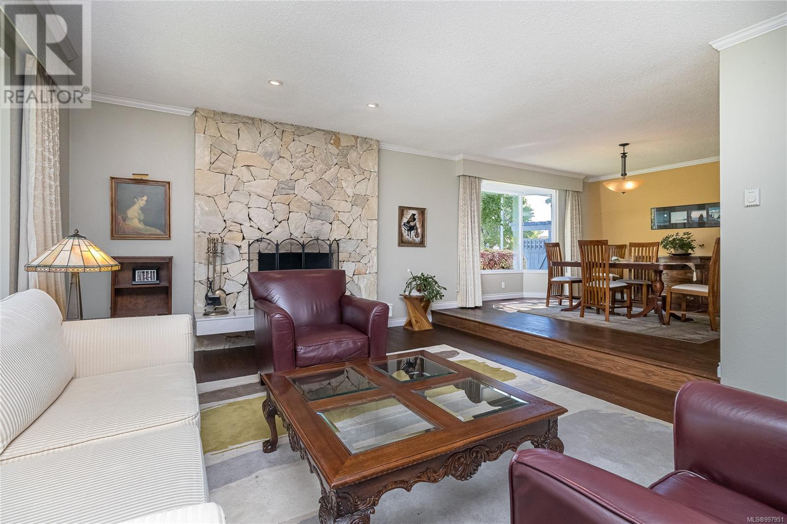 2295 GREENLANDS RD - Image 8