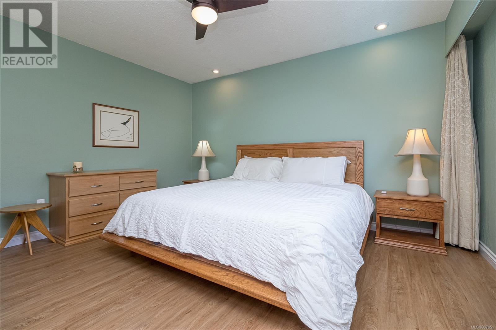 2295 GREENLANDS RD - Image 21