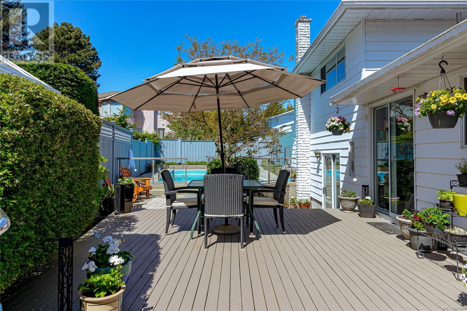 2295 GREENLANDS RD - Image 35