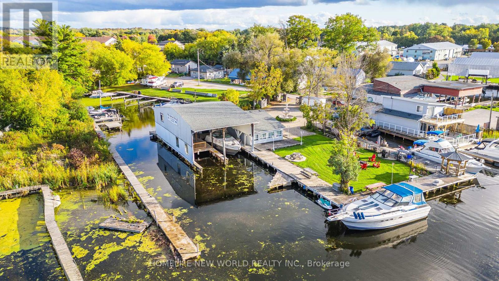 Photo 3 of 12 Mac Avenue, Georgina ON