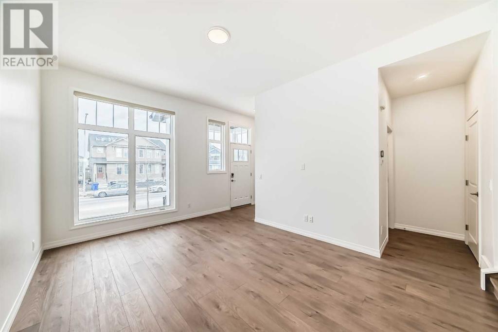 Single Family House for Sale in  Ambleton Drive NW Moraine Calgary 