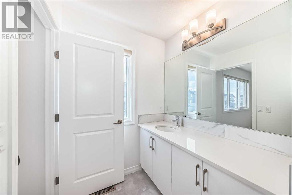 Single Family House for Sale in  Ambleton Drive NW Moraine Calgary 