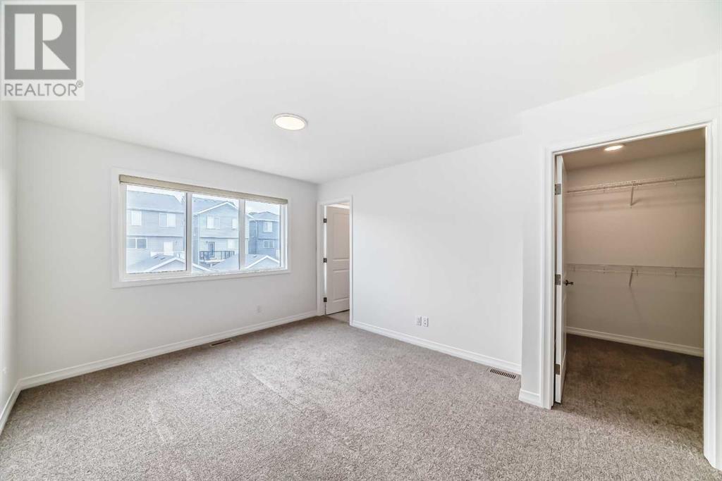 Single Family House for Sale in  Ambleton Drive NW Moraine Calgary 