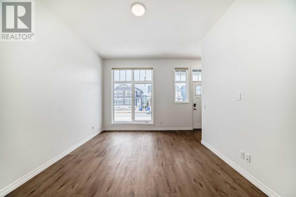 Single Family House for Sale in  Ambleton Drive NW Moraine Calgary 