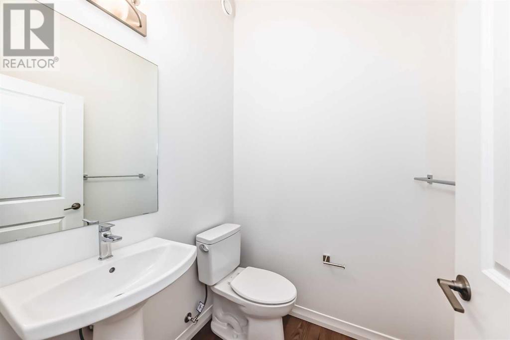 Single Family House for Sale in  Ambleton Drive NW Moraine Calgary 