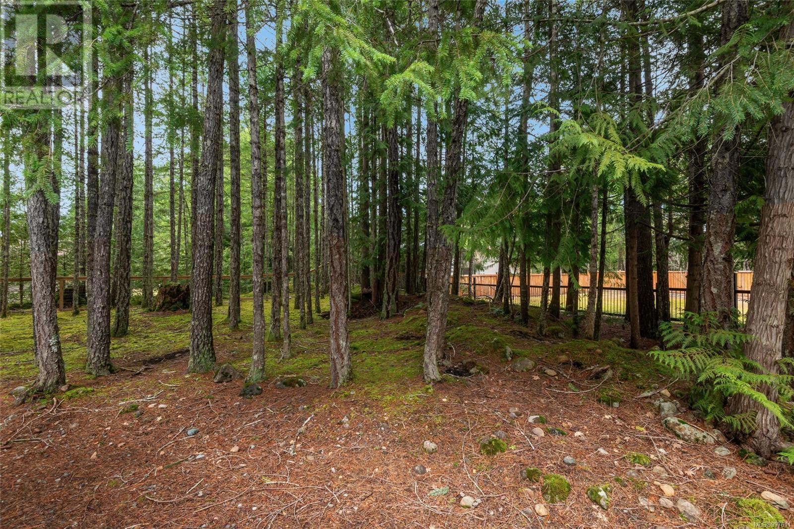 Photo 52 of 1335 Meadowood Way, Qualicum Beach BC