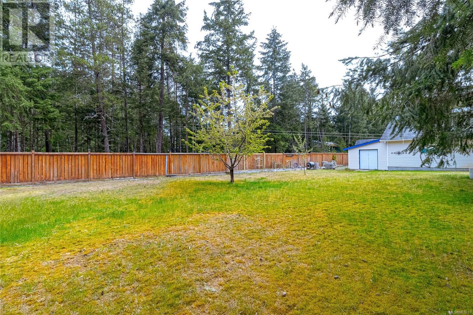 Photo 56 of 1335 Meadowood Way, Qualicum Beach BC