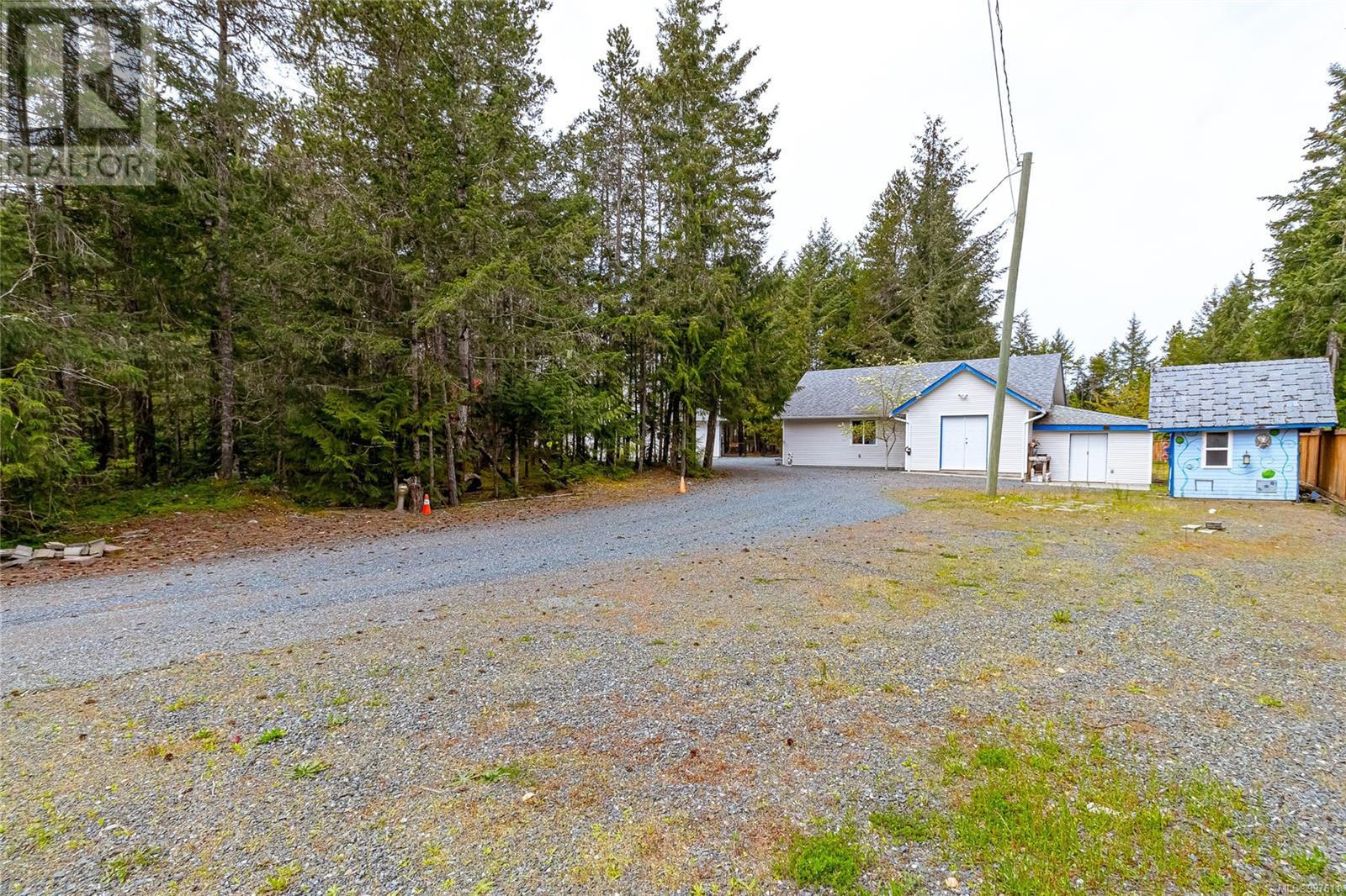 Photo 67 of 1335 Meadowood Way, Qualicum Beach BC