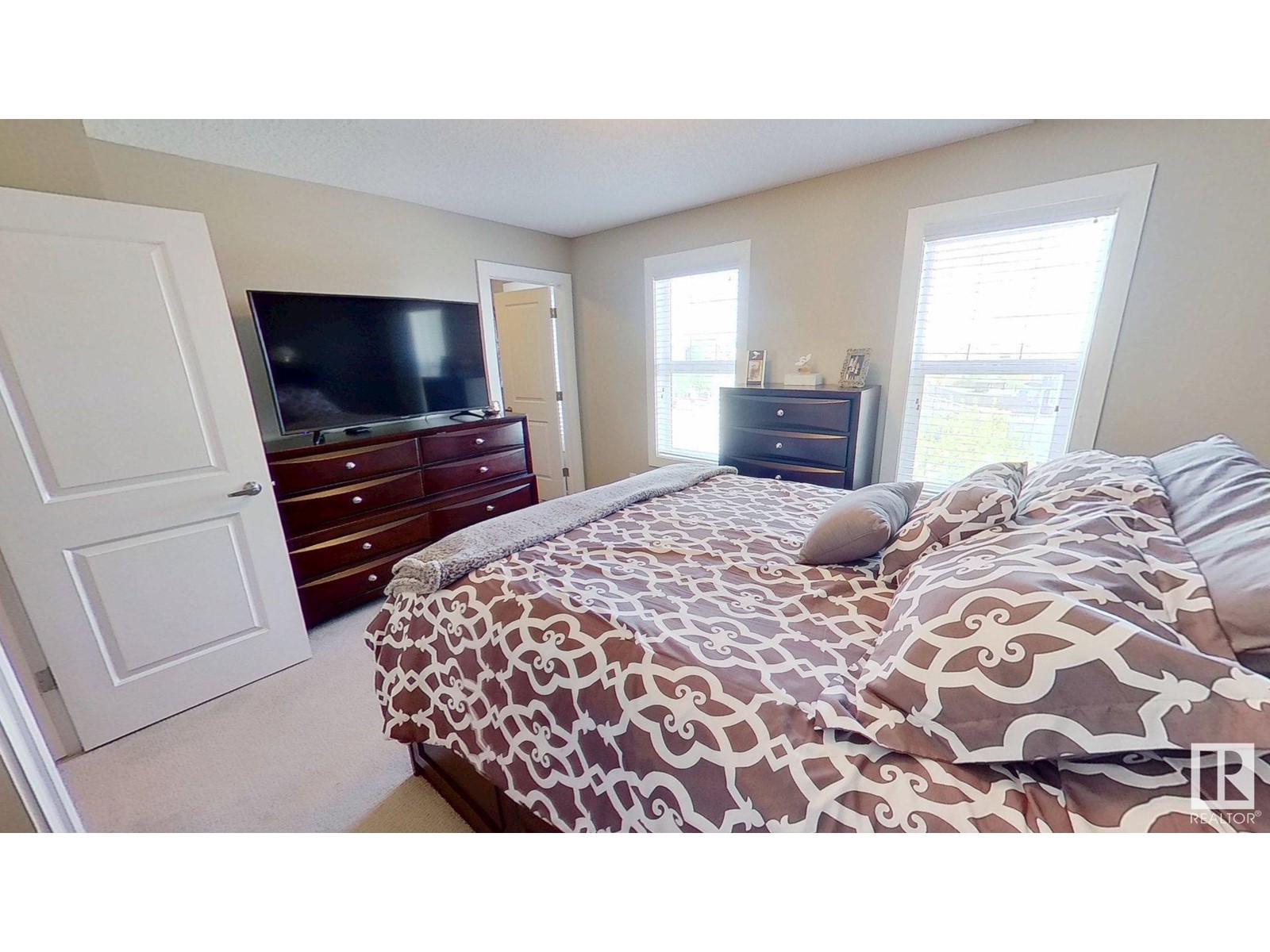 6154 ROSENTHAL WY NW, Edmonton