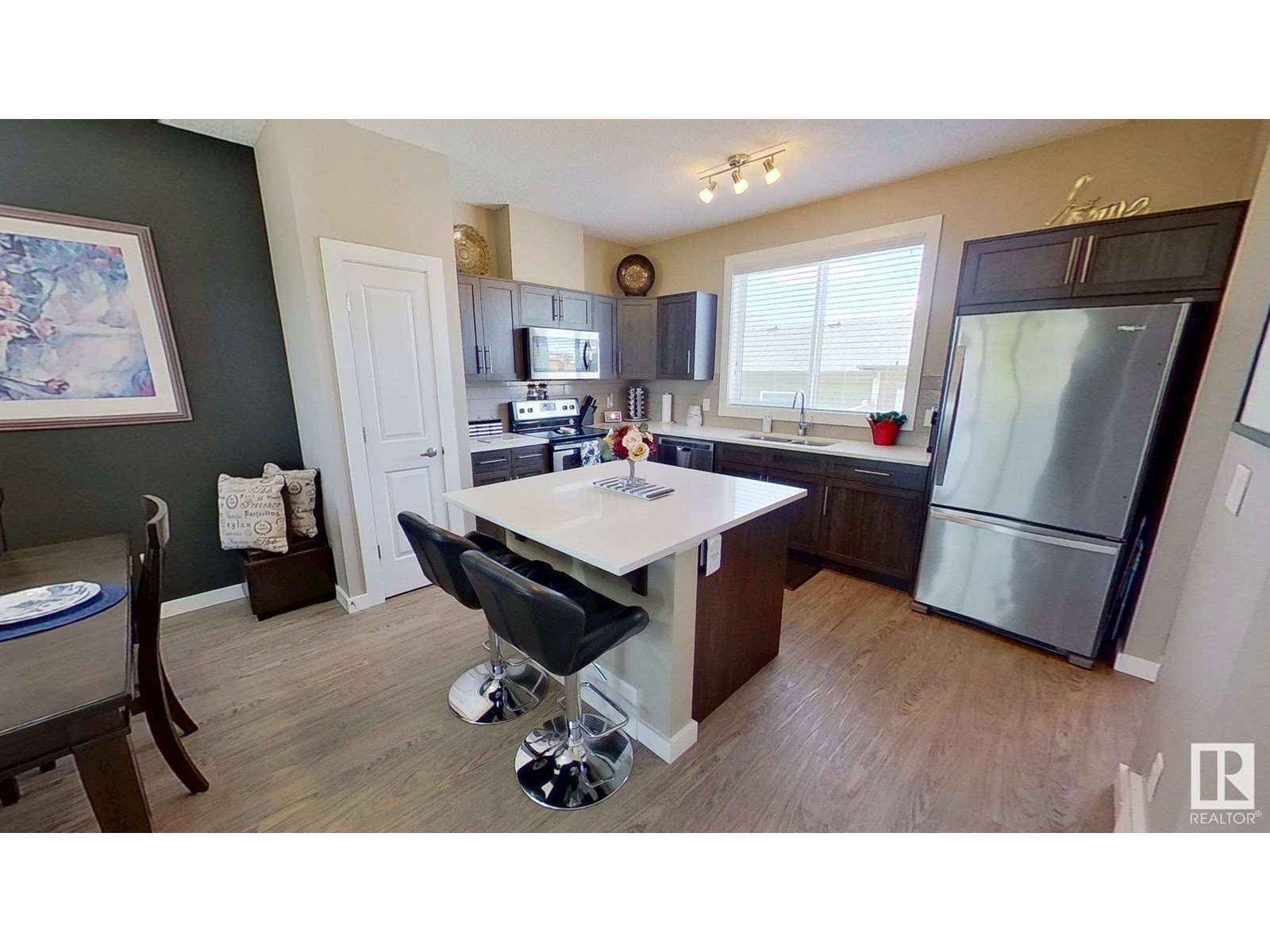 6154 ROSENTHAL WY NW, Edmonton