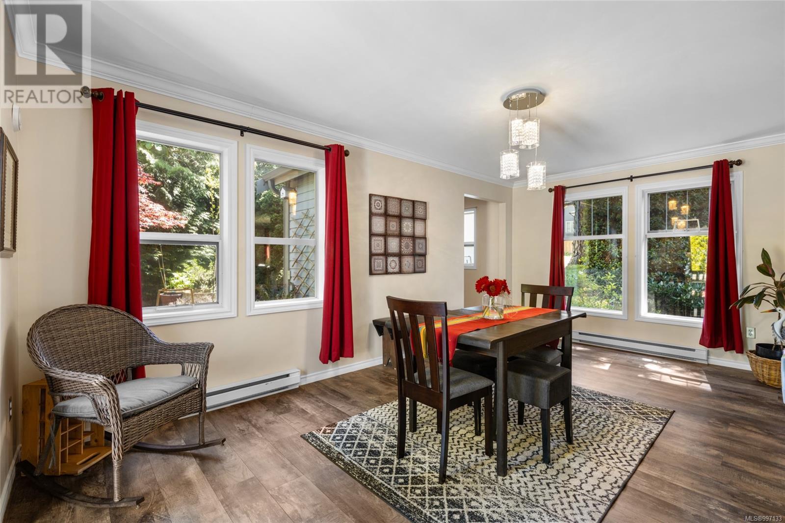 1 3947 Cedar Hill Cross Road, Saanich