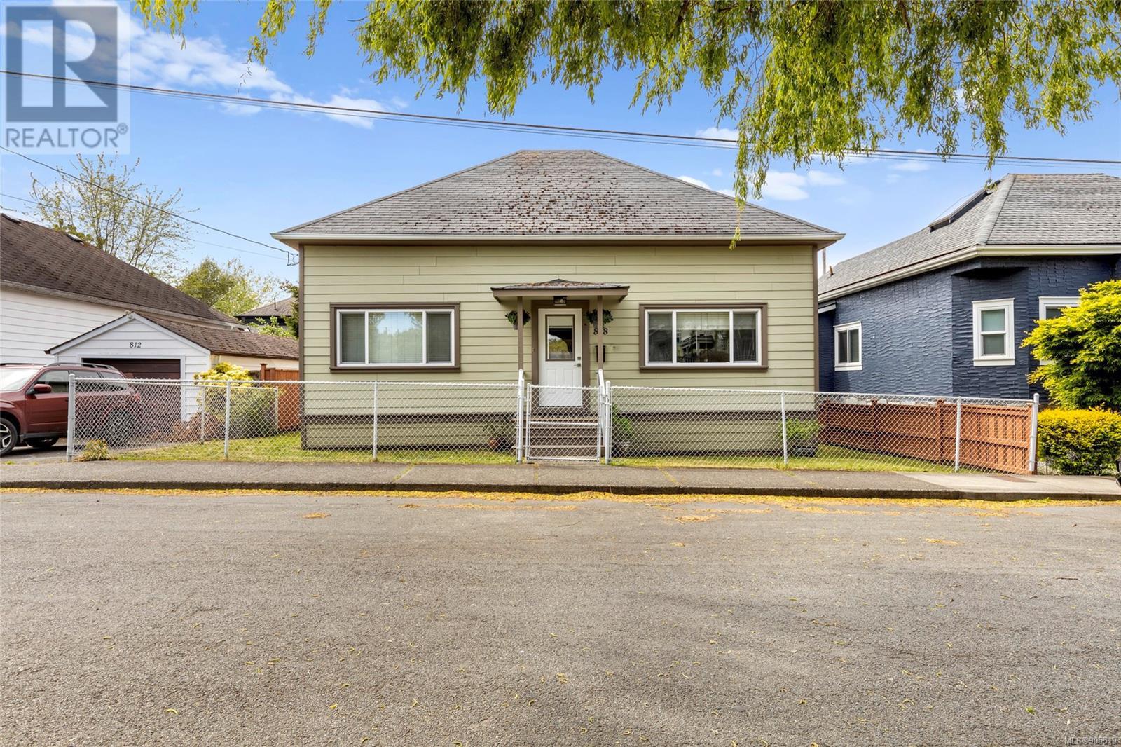  818 Russell Street, Victoria