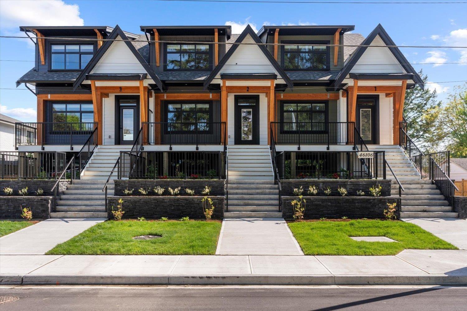 Photo 1 of 2 46106 Riverside Drive Chilliwack Proper East, Chilliwack BC