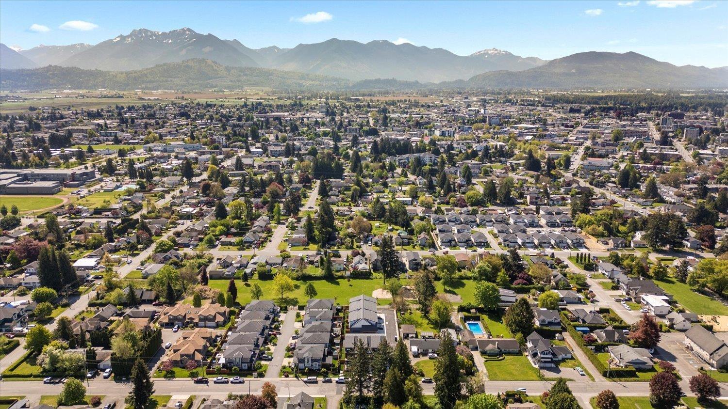 Photo 34 of 2 46106 Riverside Drive Chilliwack Proper East, Chilliwack BC