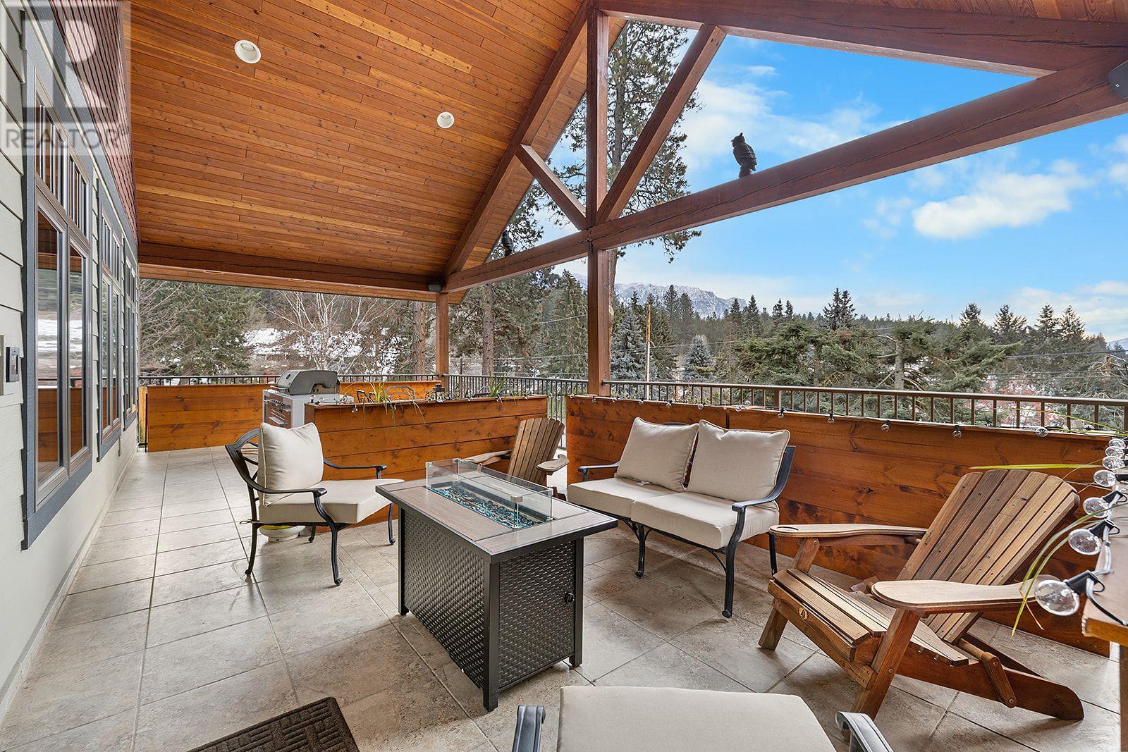 3618 BEAM Road, Creston