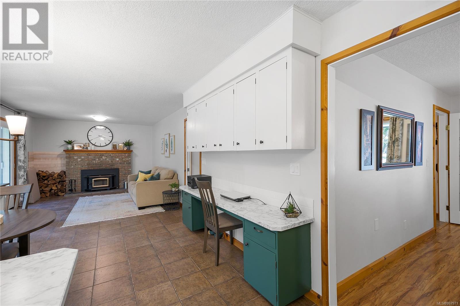 Photo 26 of 4299 Entrance Ave, Ladysmith BC