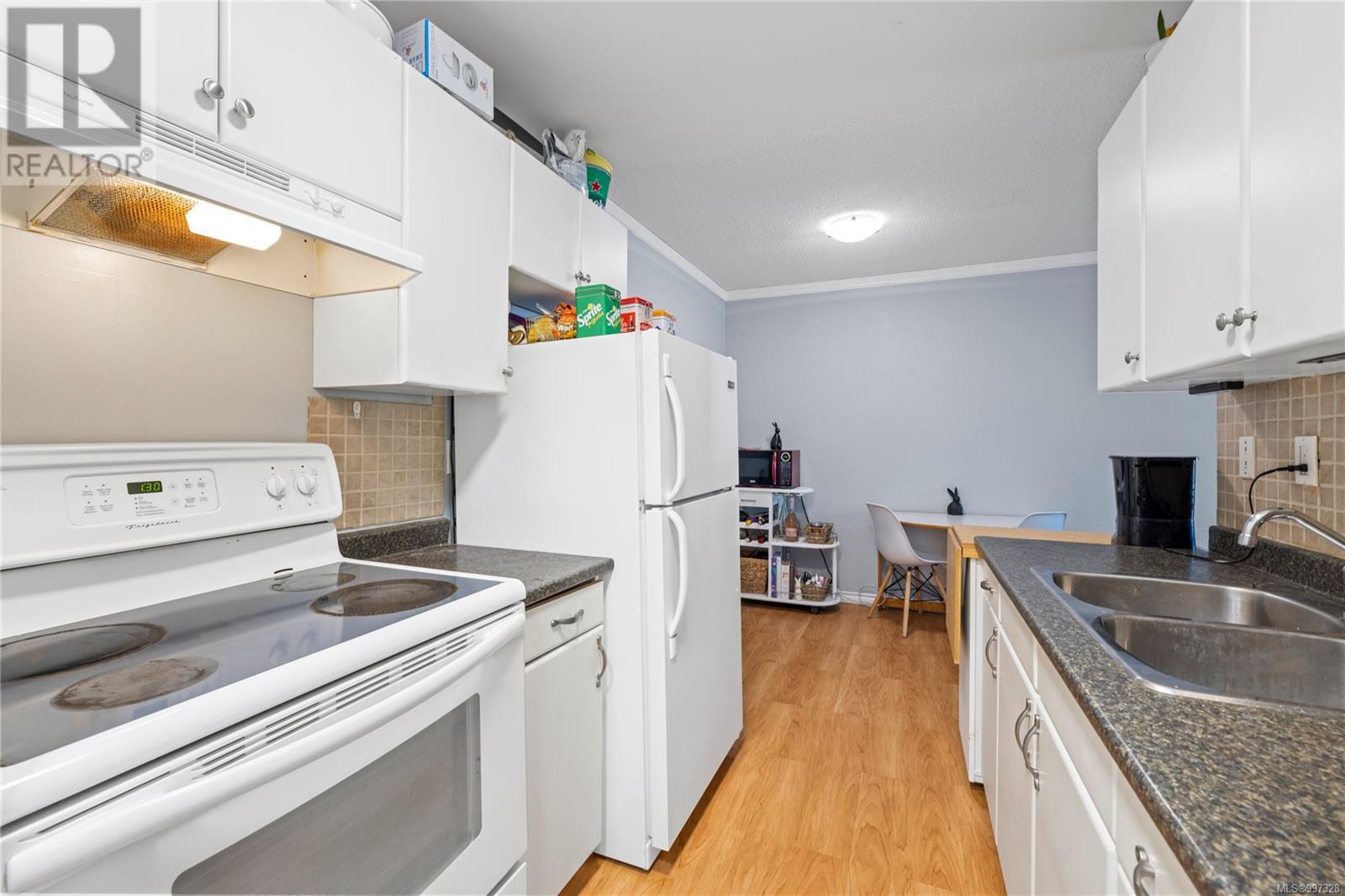216 1600 Dufferin Cres, Nanaimo