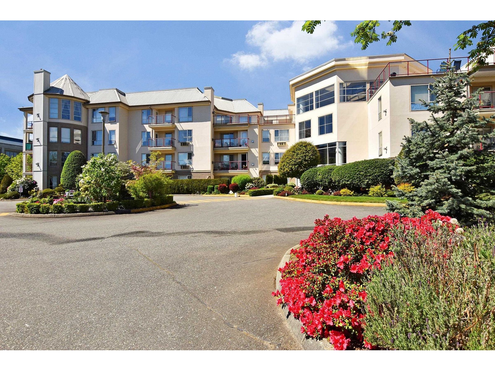 208 2626 COUNTESS STREET, Abbotsford