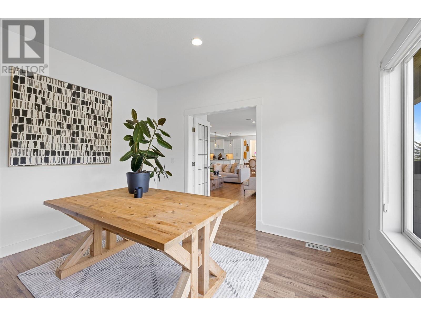  1185 Peak Point Drive, West Kelowna