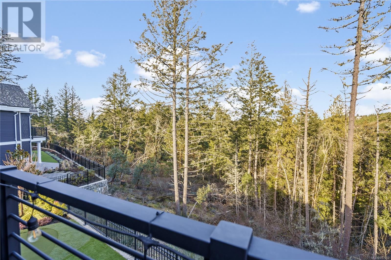 2046 Pinehurst Terr, Langford