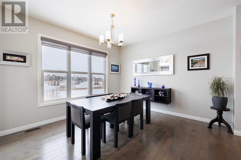 53 Sundown Grove, Cochrane, Alberta