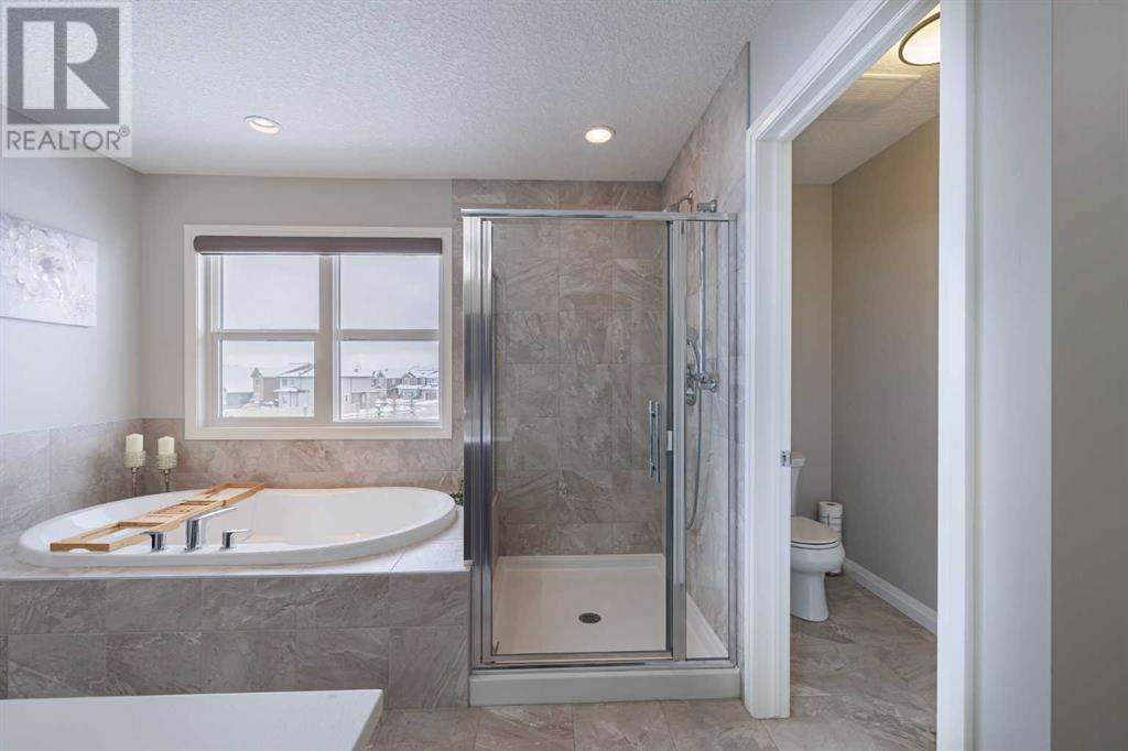 53 Sundown Grove, Cochrane, Alberta