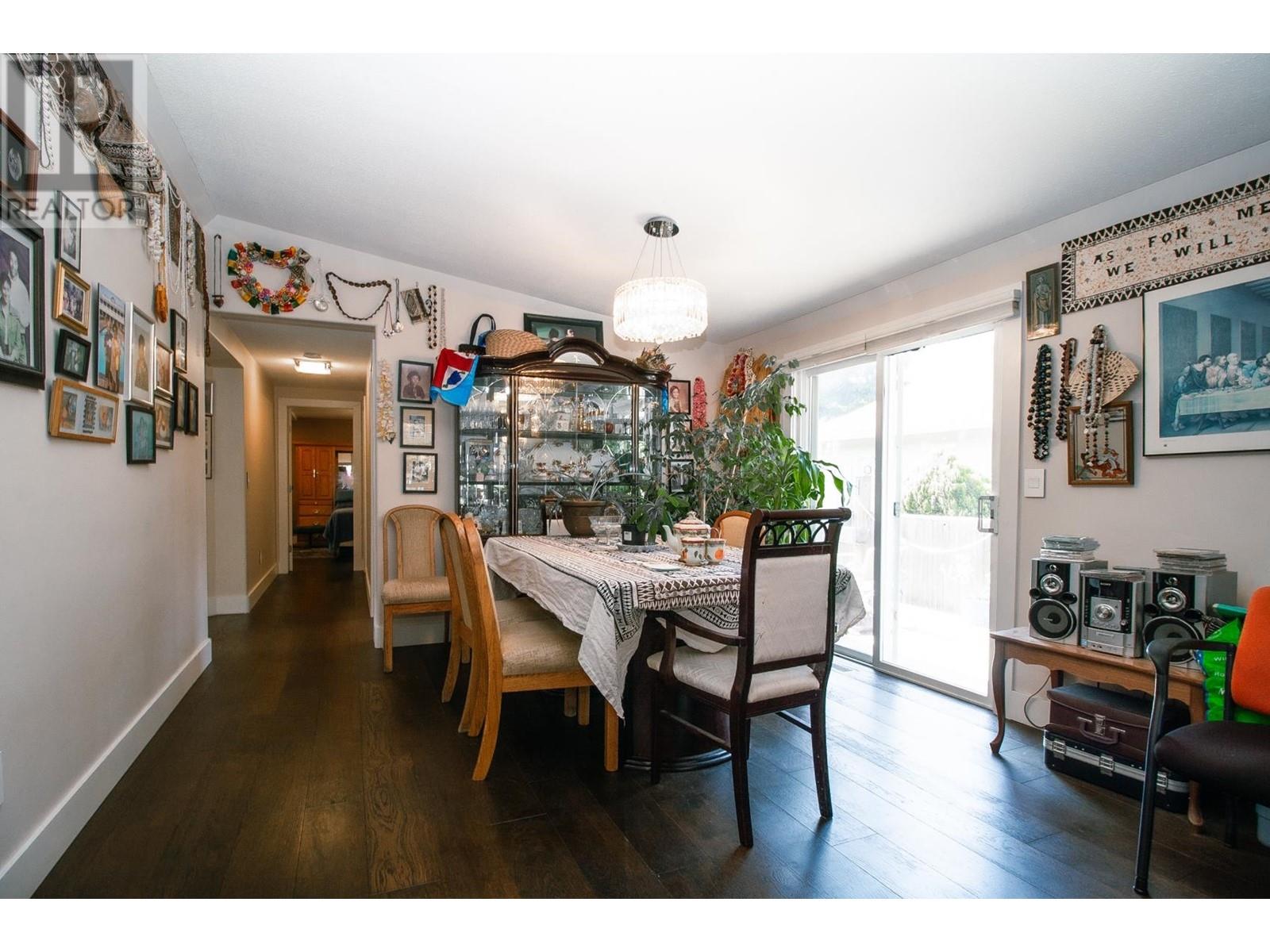 1061 EDGEWATER CRESCENT, Squamish real estate listing R2993743