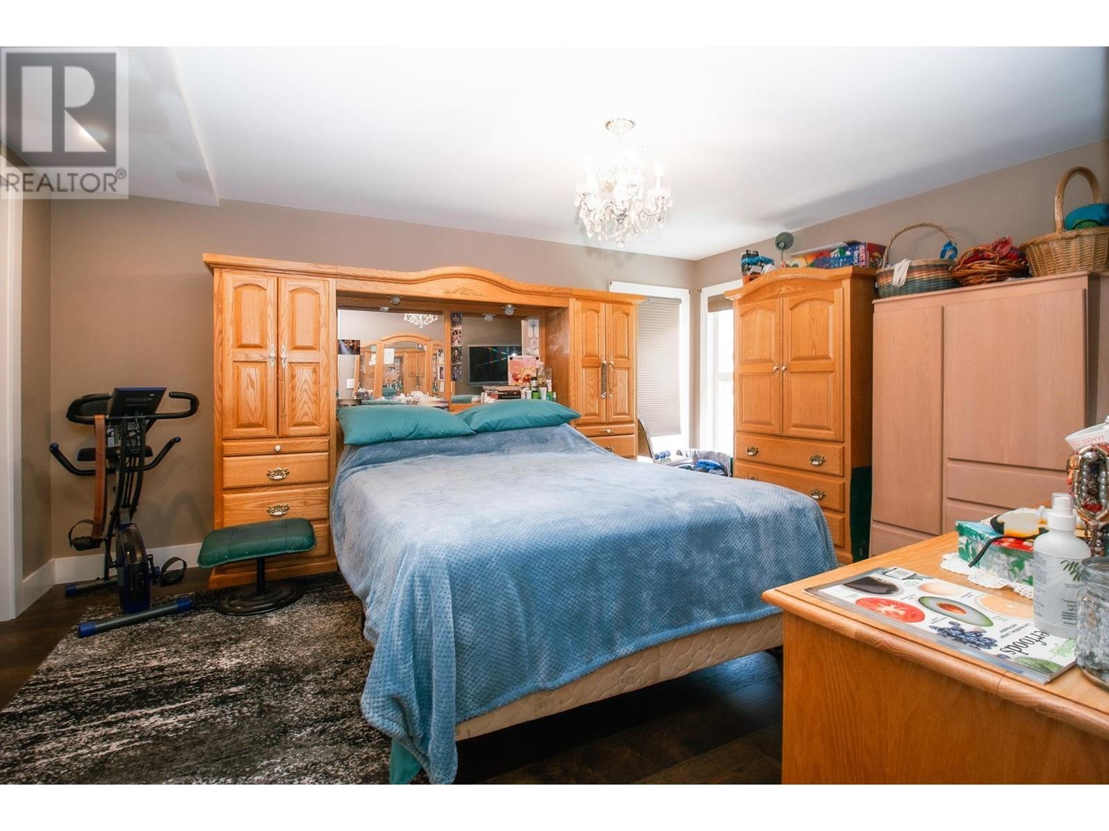 1061 EDGEWATER CRESCENT, Squamish real estate listing R2993743