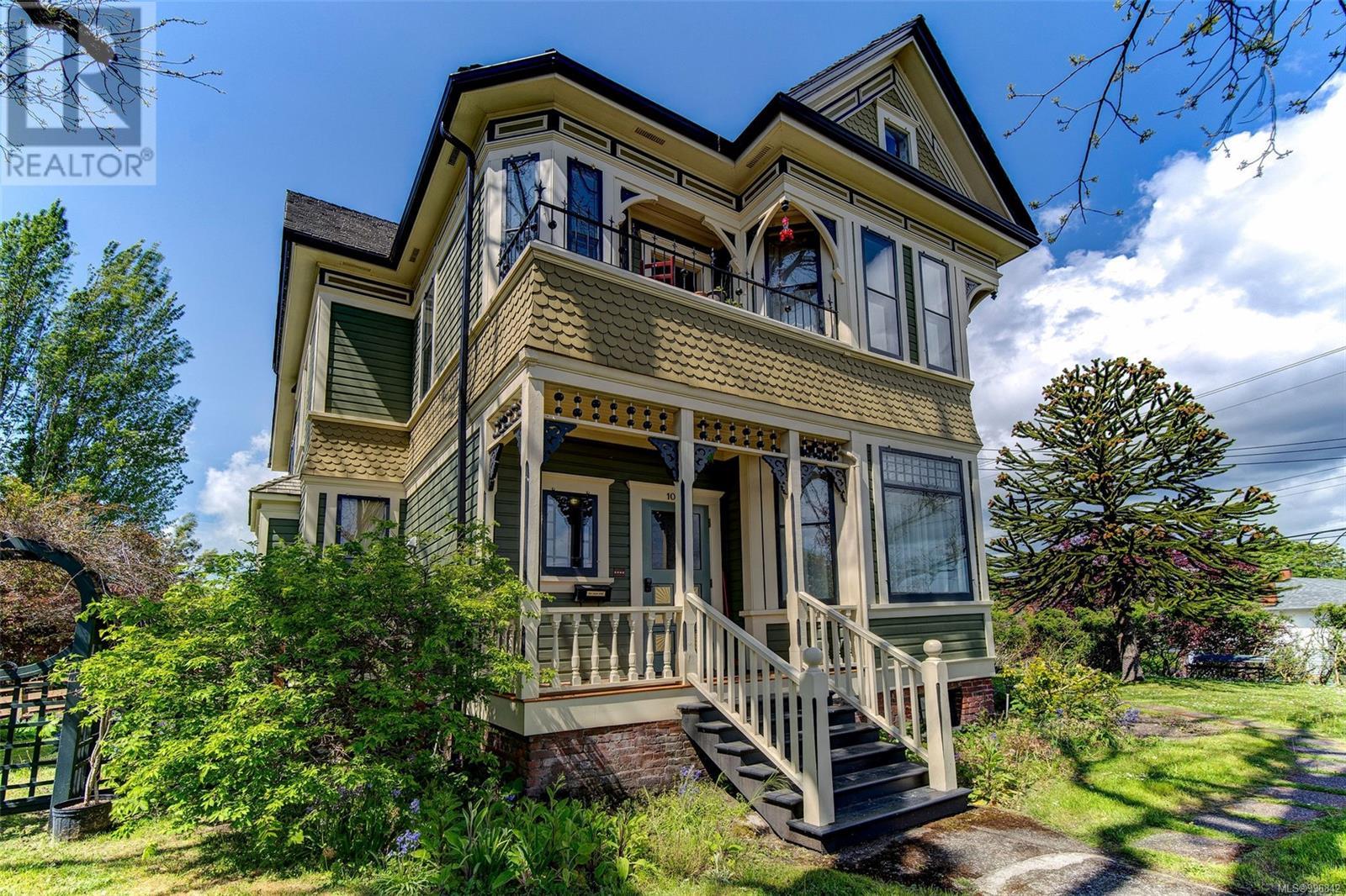 1020 Catherine St, Victoria