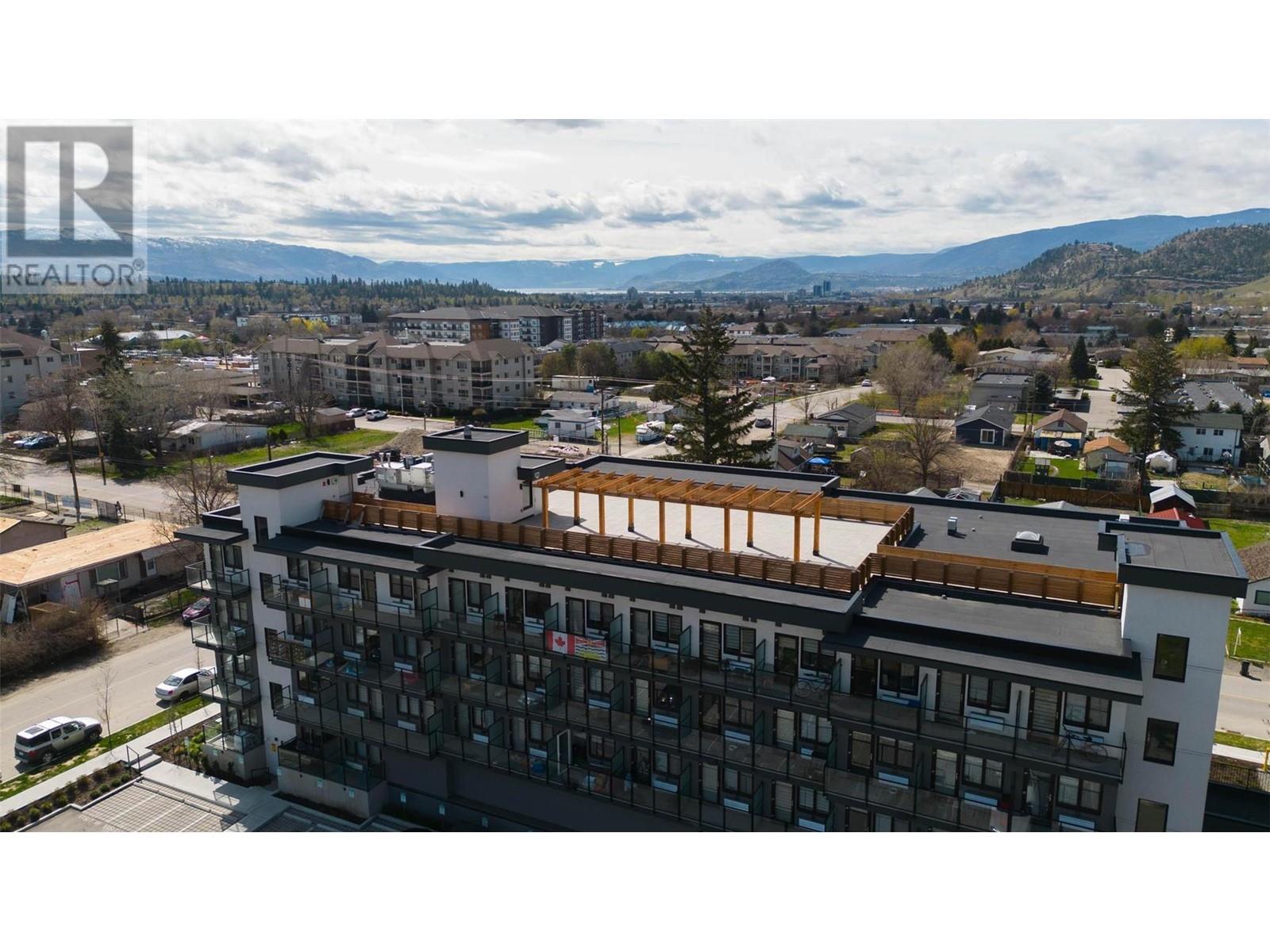210 345 Dougall Road North, Kelowna