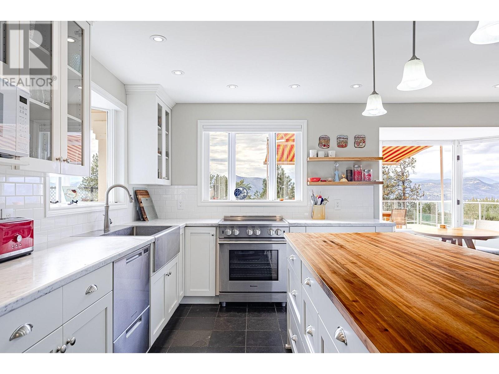  3029 Spruce Drive, Naramata