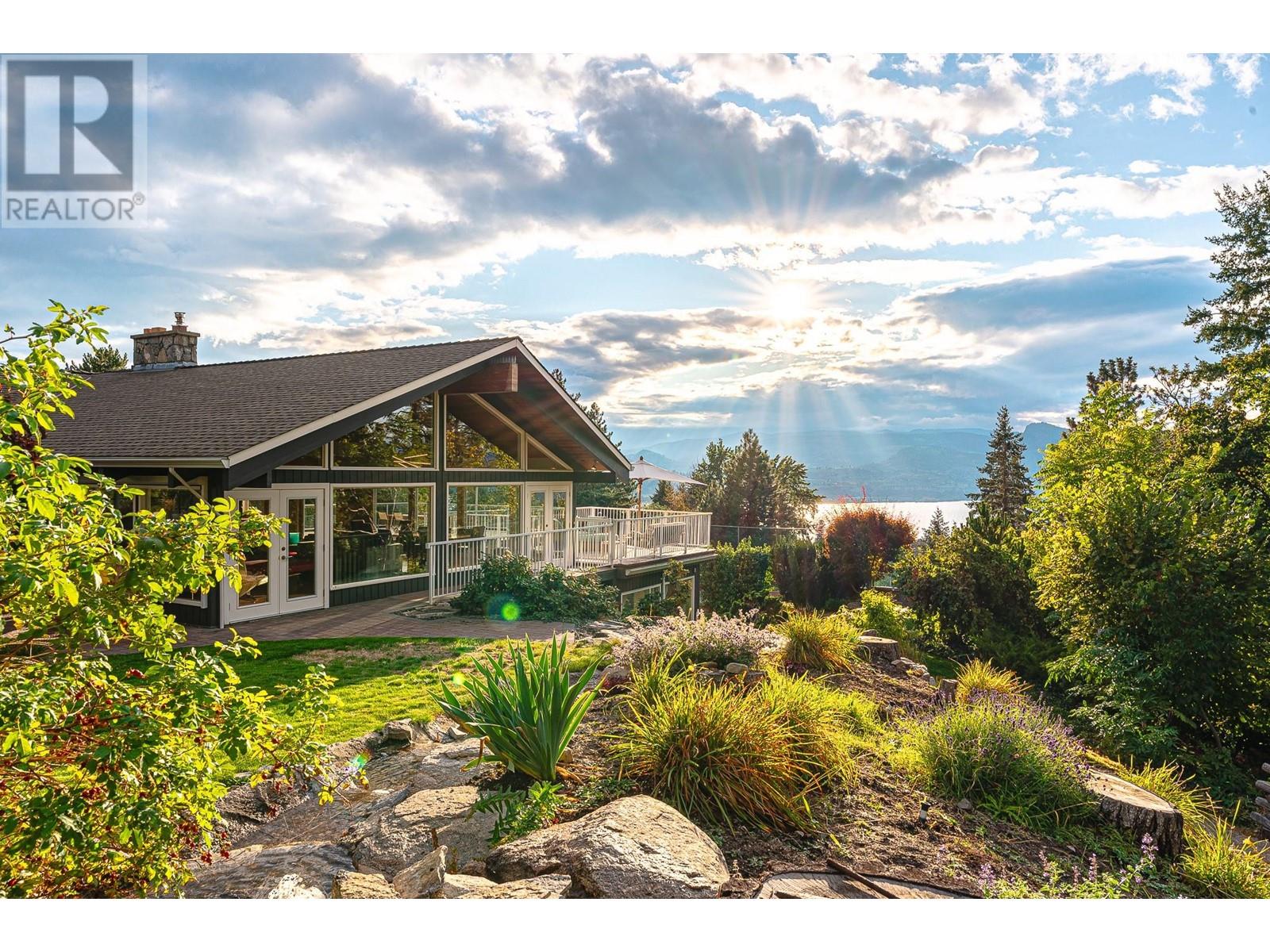  3029 Spruce Drive, Naramata
