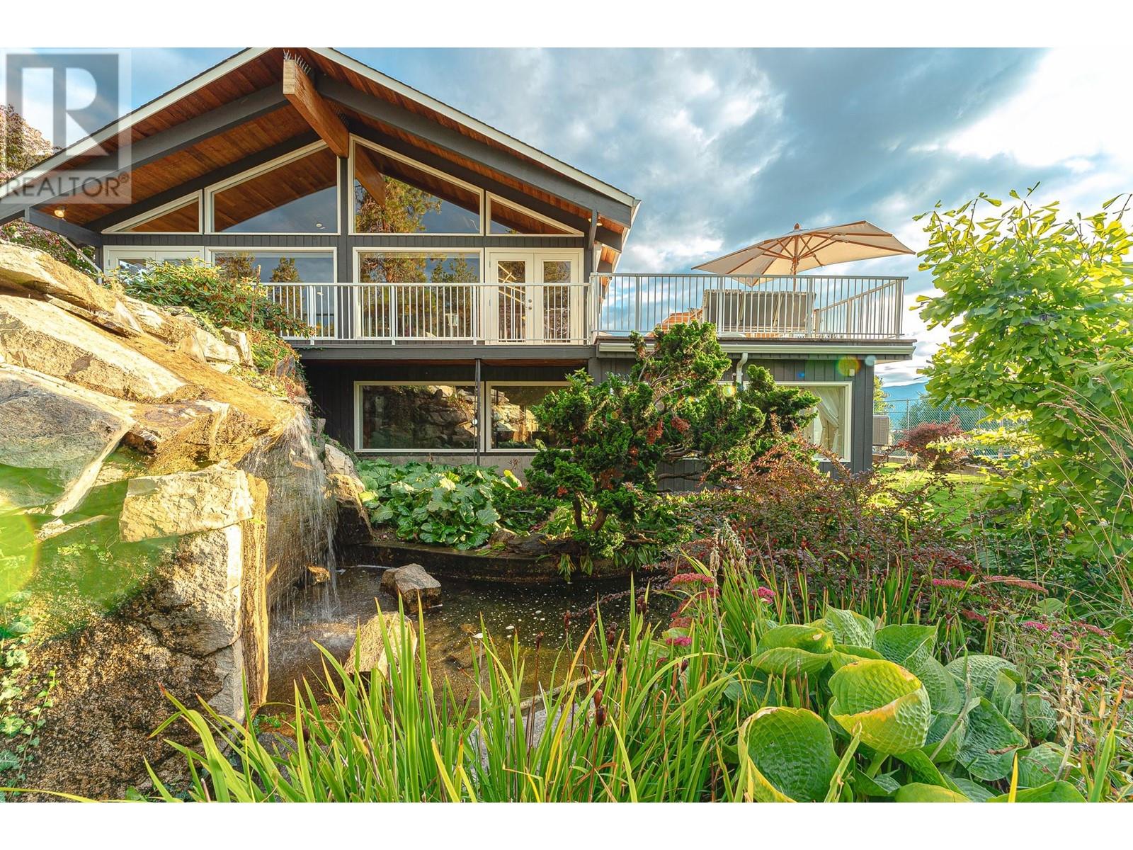  3029 Spruce Drive, Naramata