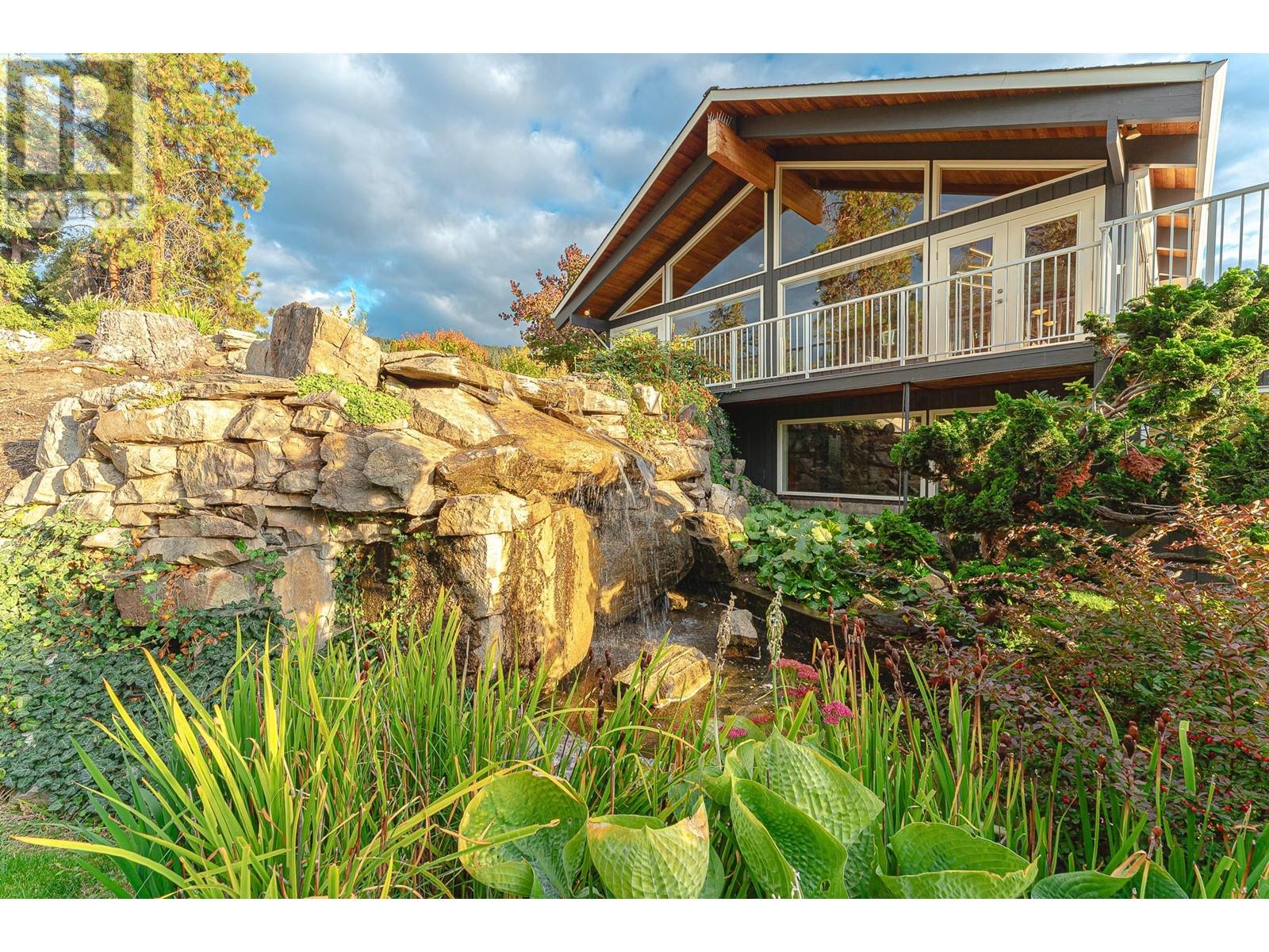  3029 Spruce Drive, Naramata