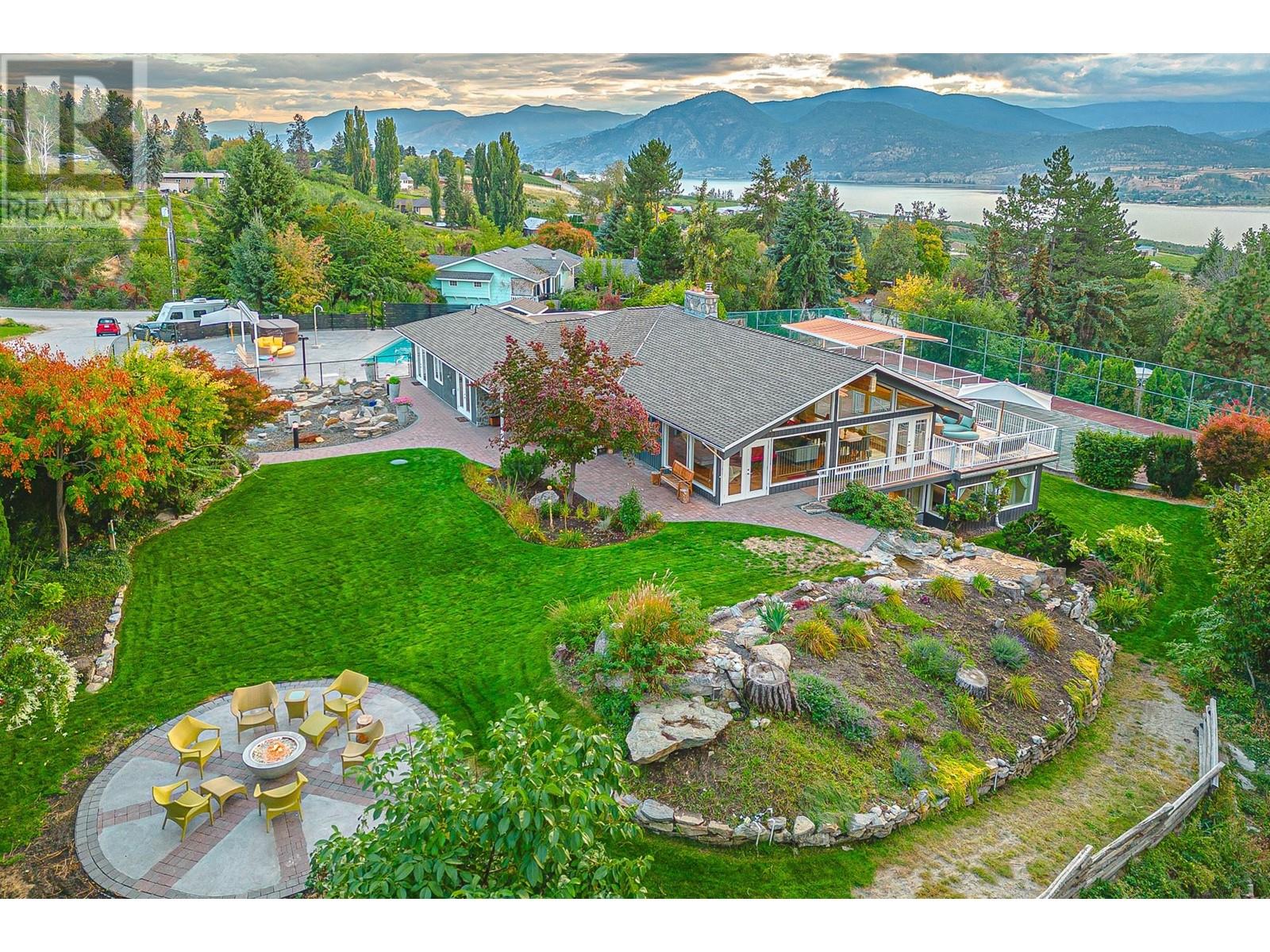  3029 Spruce Drive, Naramata