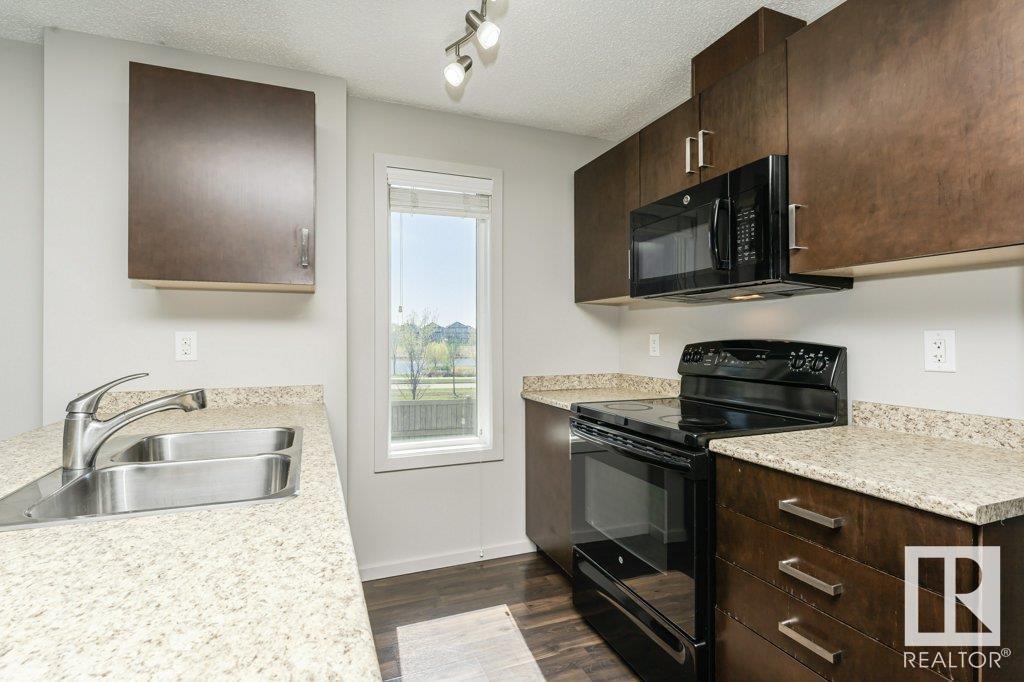 #201 5521 7 AV SW, Edmonton