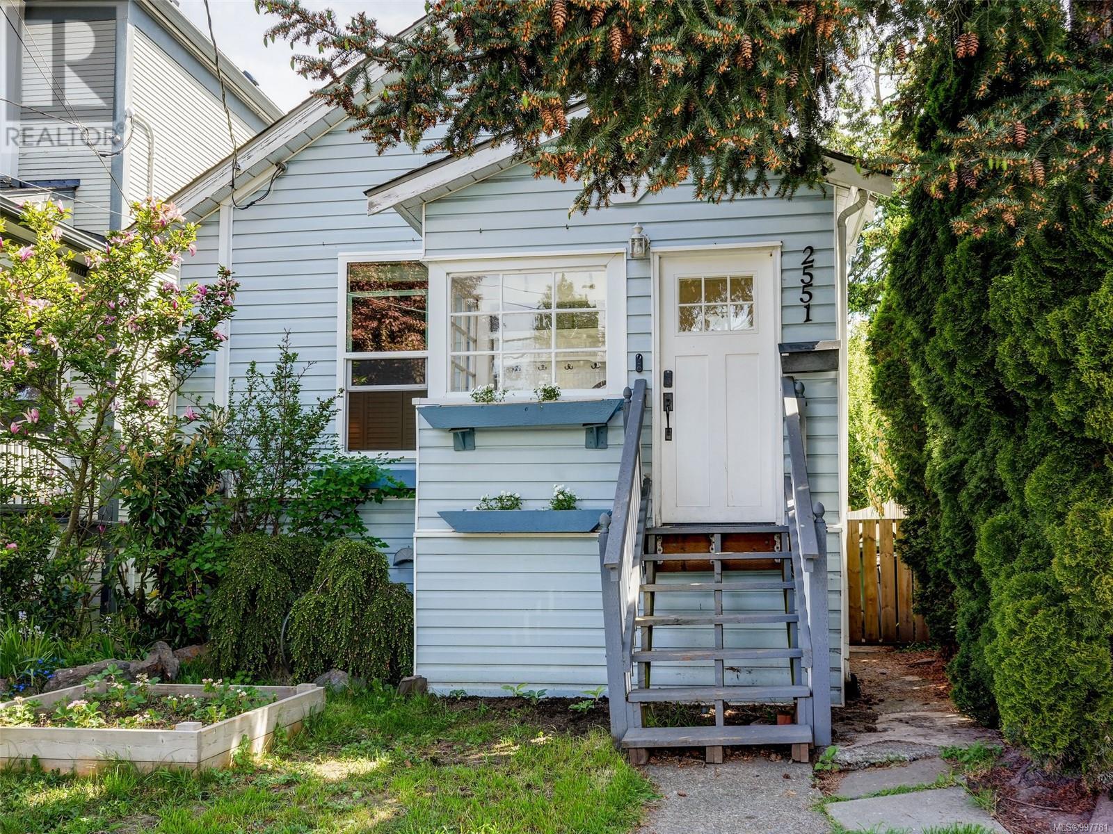 2551 Prior St, Victoria